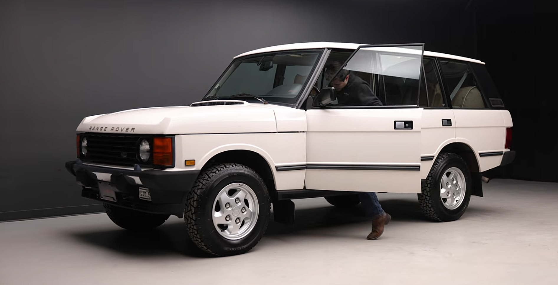 Why Land Rover Classic Parts Keep Vintage Models Alive