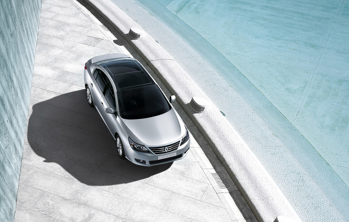 2011 Renault Latitude