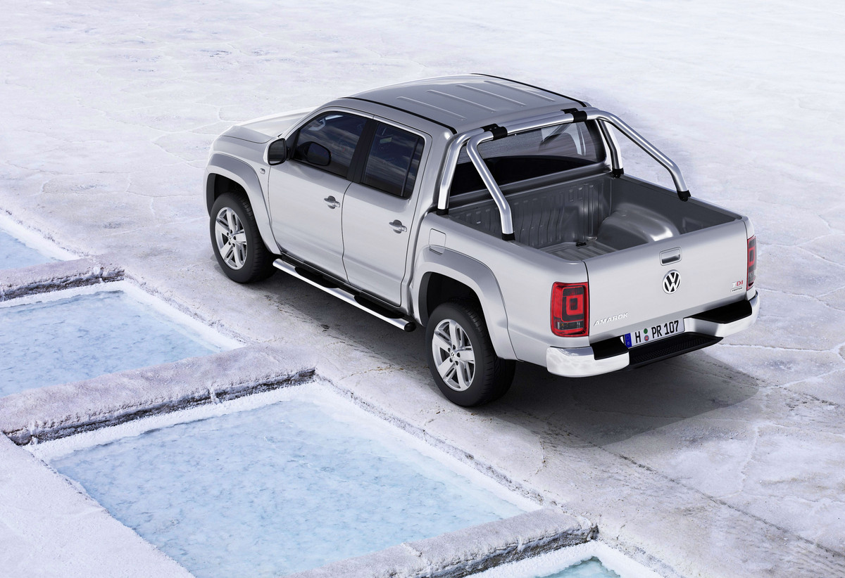 VW Amarok Rear