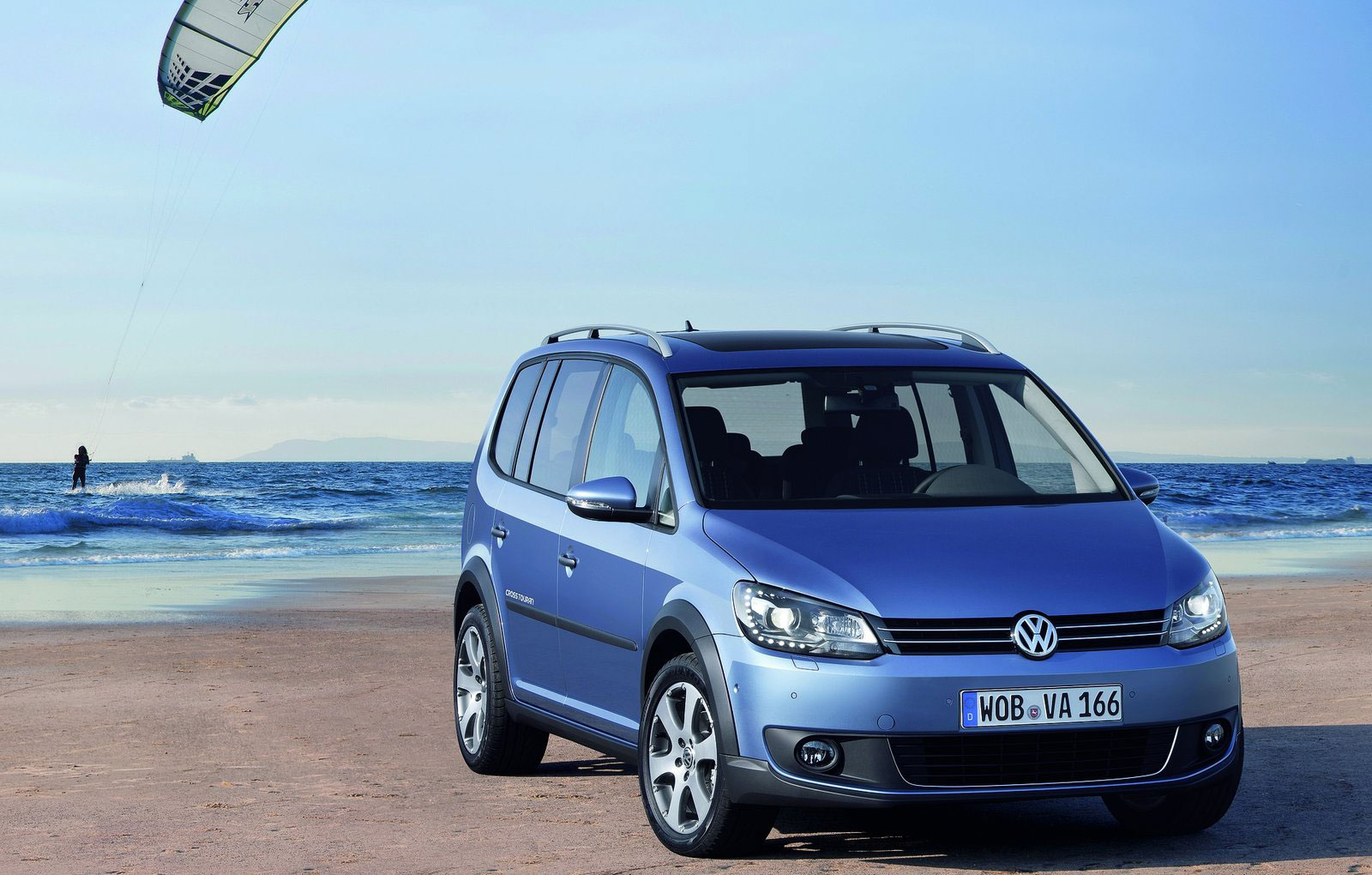 VW CrossTouran
