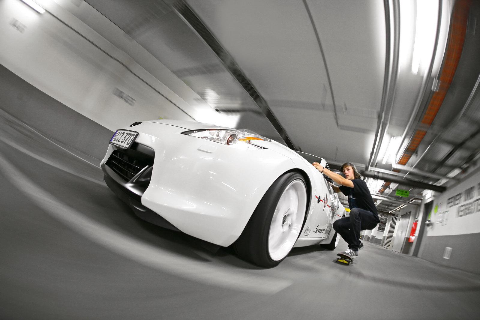 Nissan 370Z Asphalt Surfer by Senner