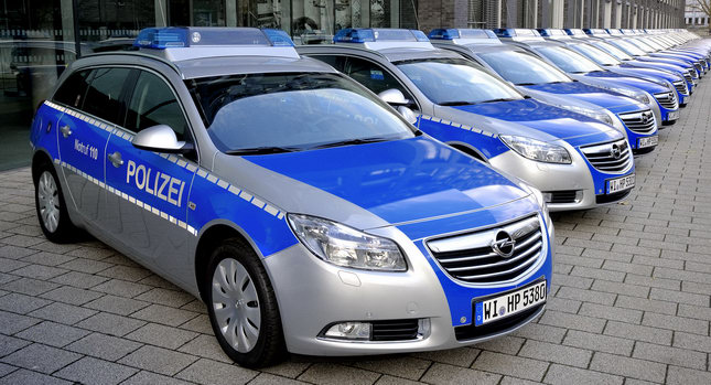 Opel Insignia ST Police car