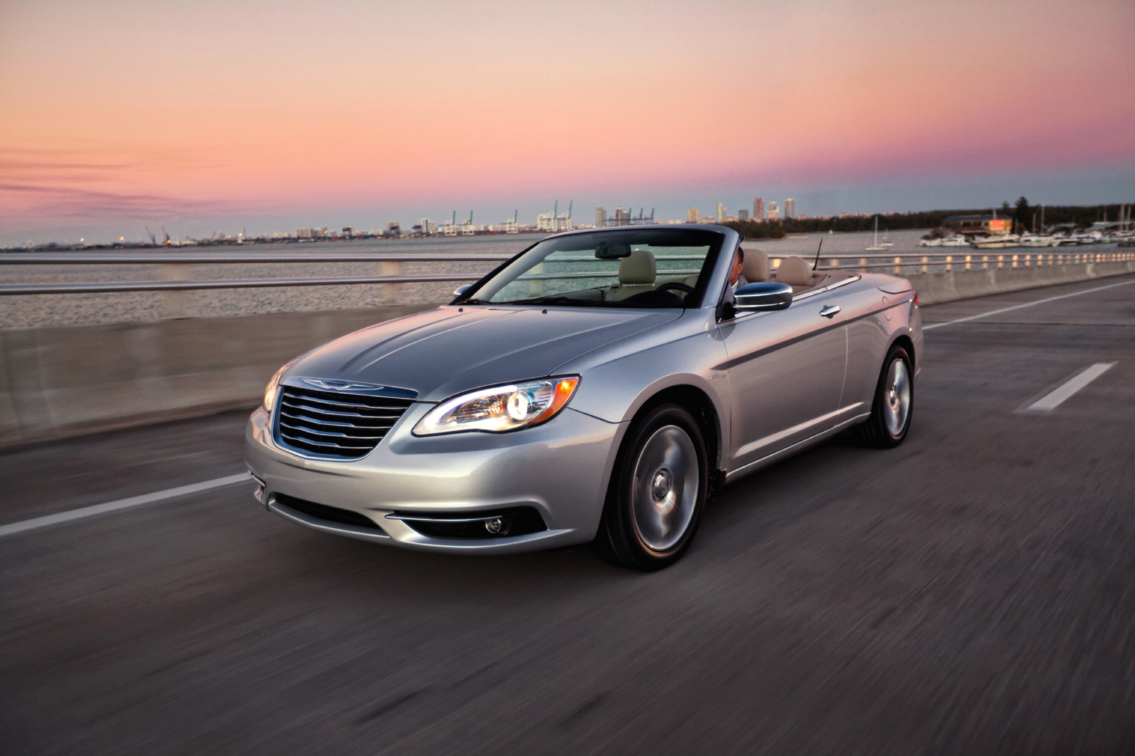 2012 Chrysler 200 Convertible