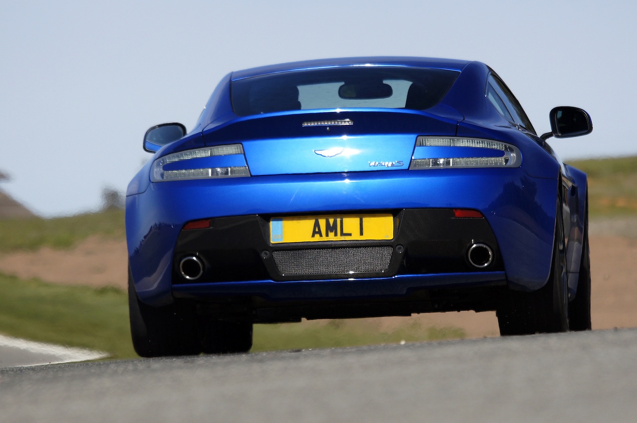 2011 Aston Martin V8 Vantage