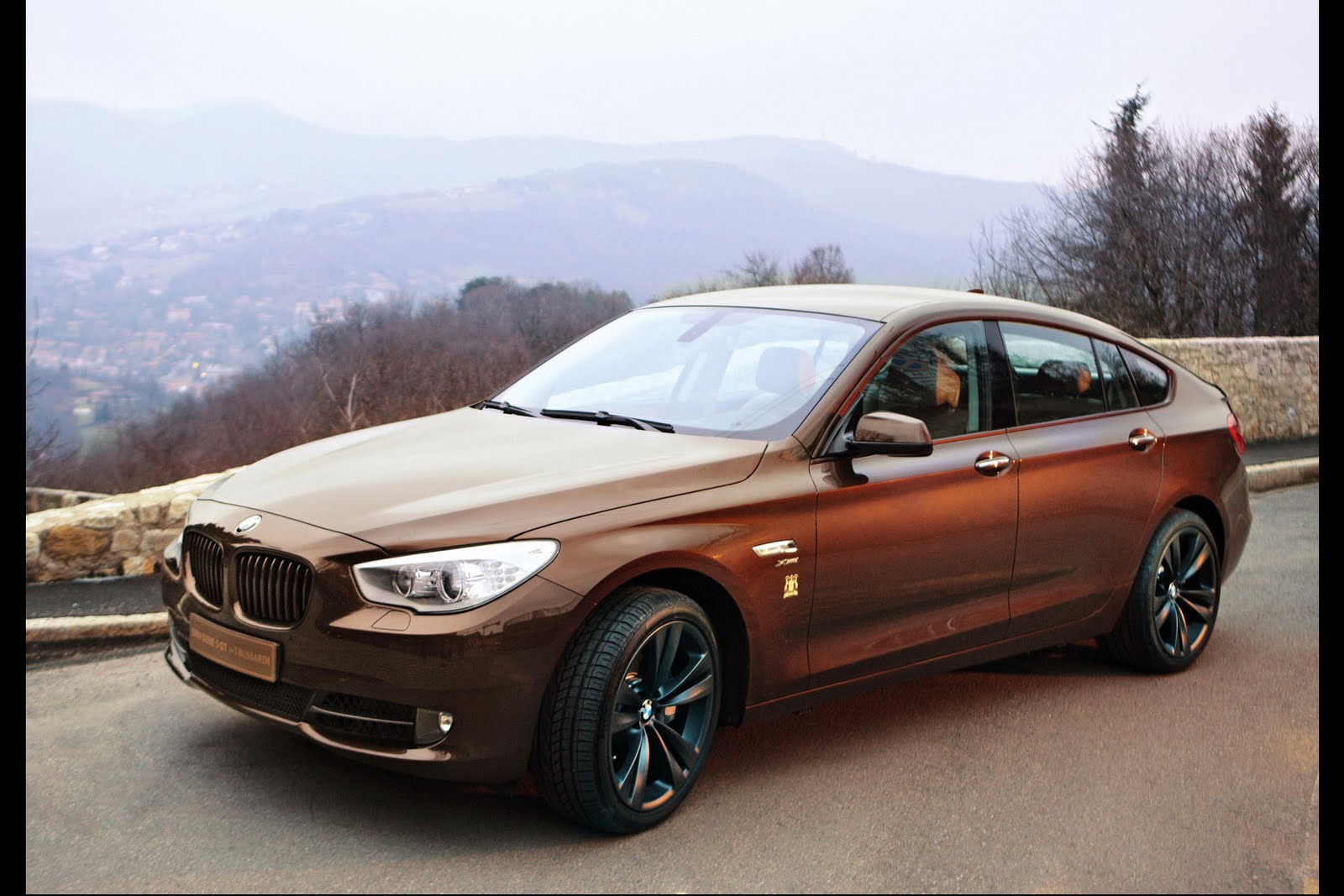 BMW 5 Series GT by Trussardi