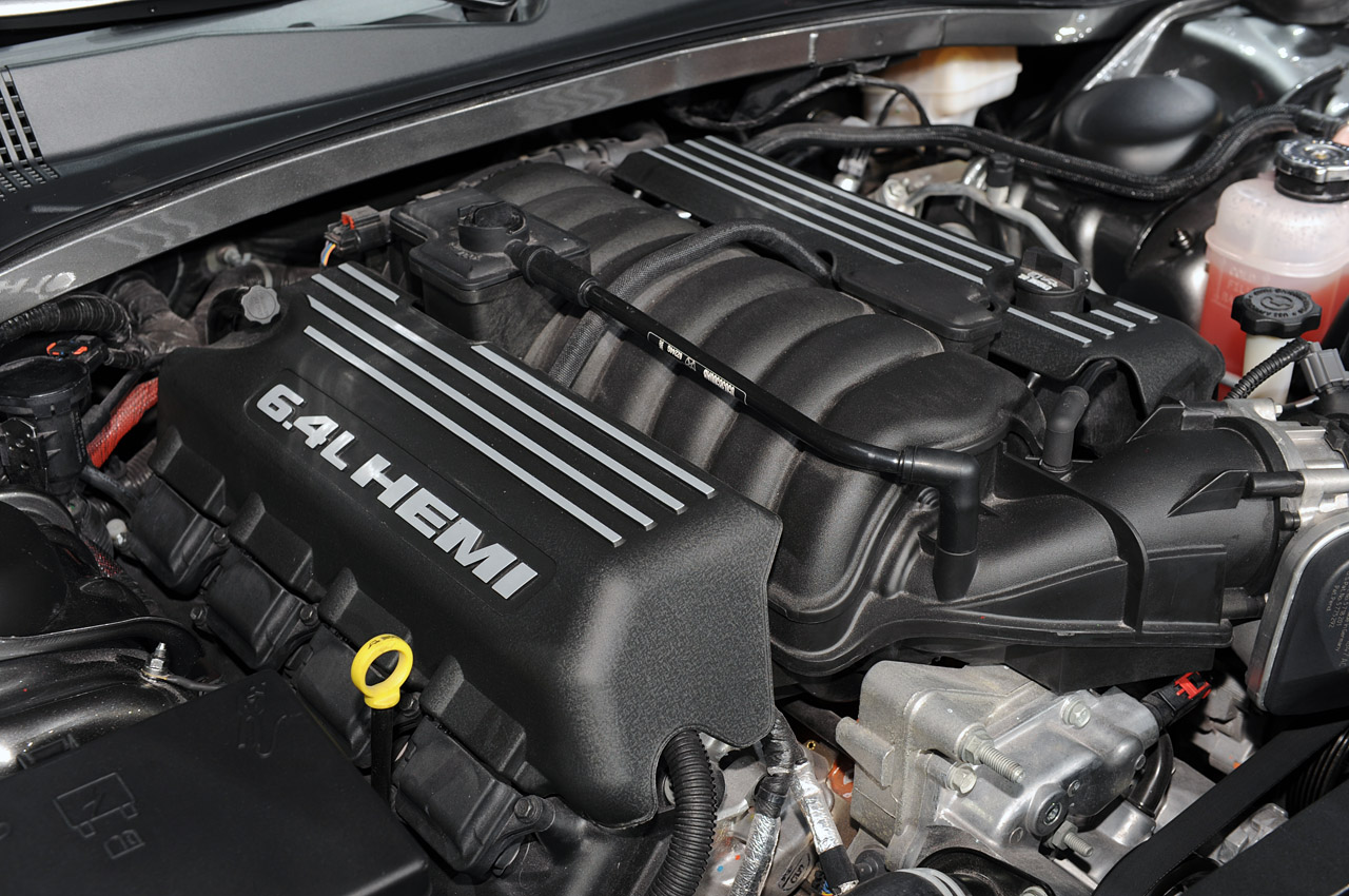 Chrysler 6.4 liter Hemi V8