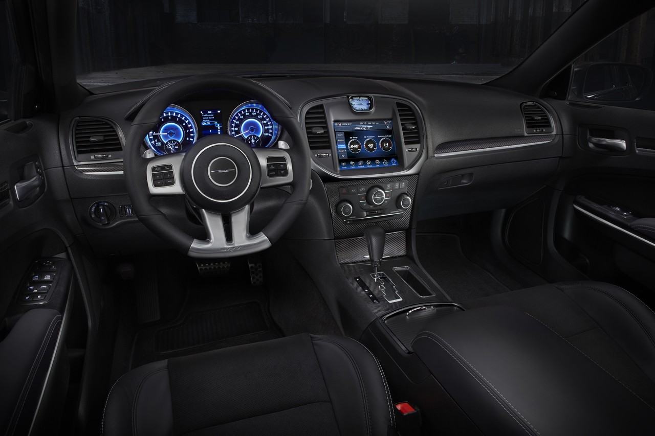 2012 Chrysler 300 SRT8