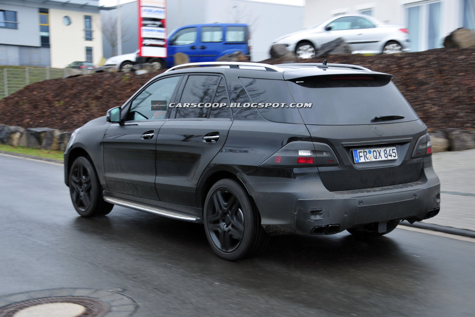 2012 Mercedes ML63 AMG spyshots