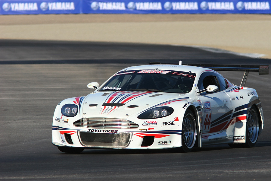 Aston Martin DBRS9