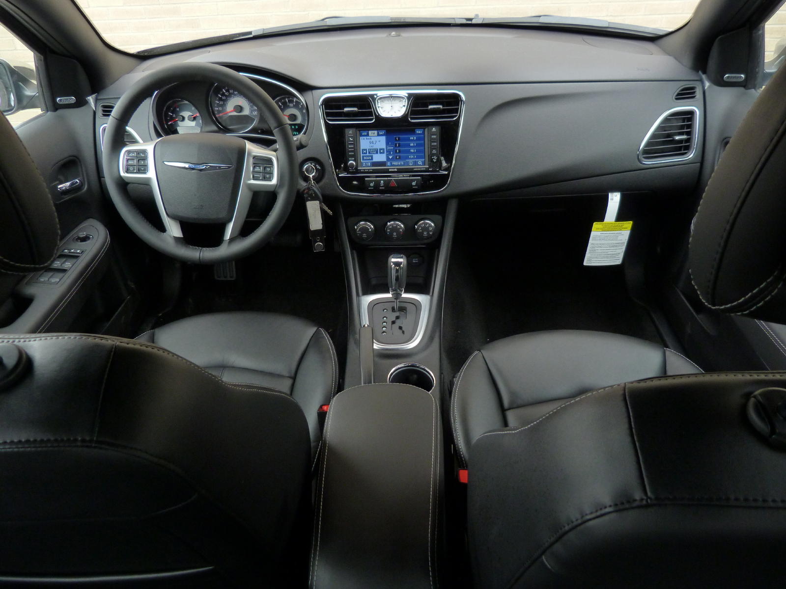 Chrysler Sebring Interior