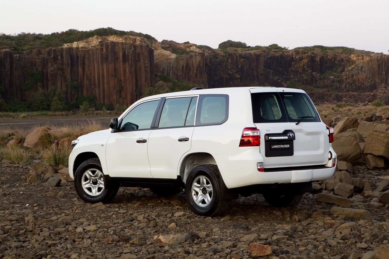 Toyota Land Cruiser 205