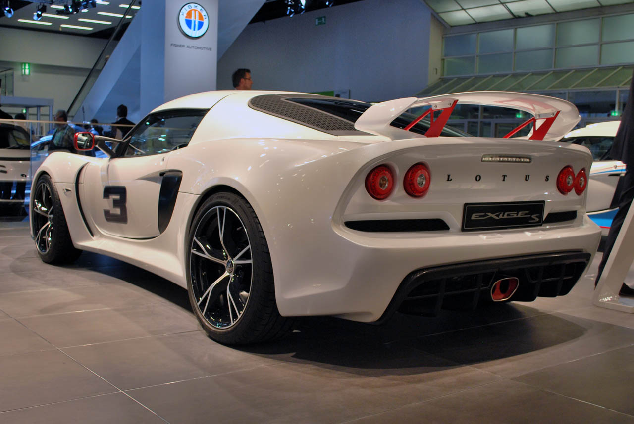 Лотус exige 2012 r gt