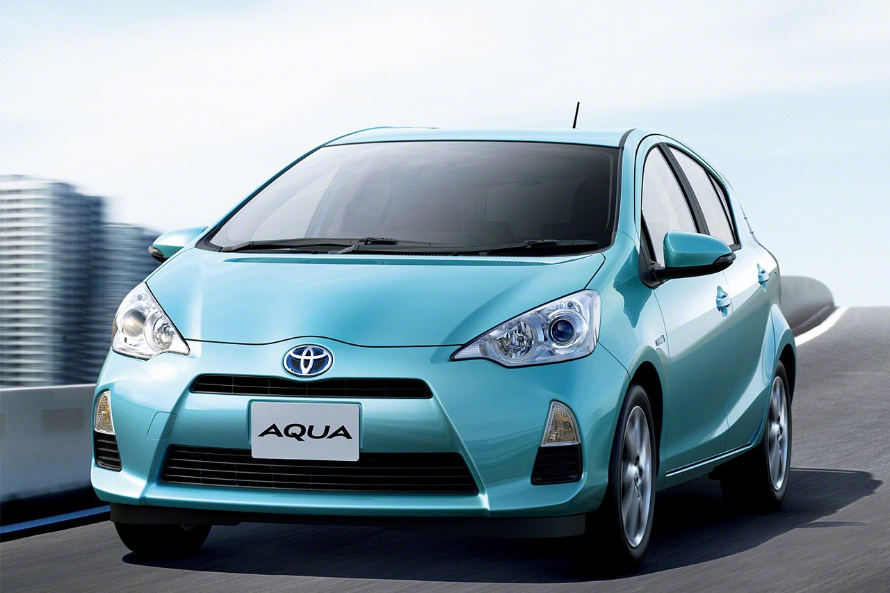 Toyota Aqua hybrid