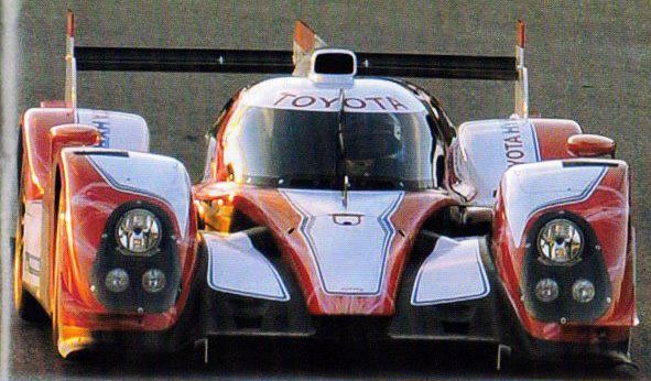 Toyota LMP1 racer