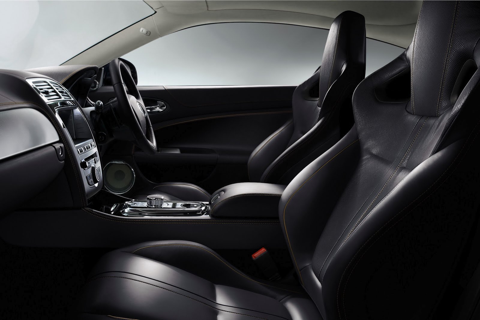 Jaguar XK Artisan edition