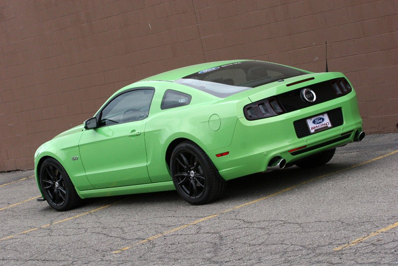 2013 Ford Mustang Racing