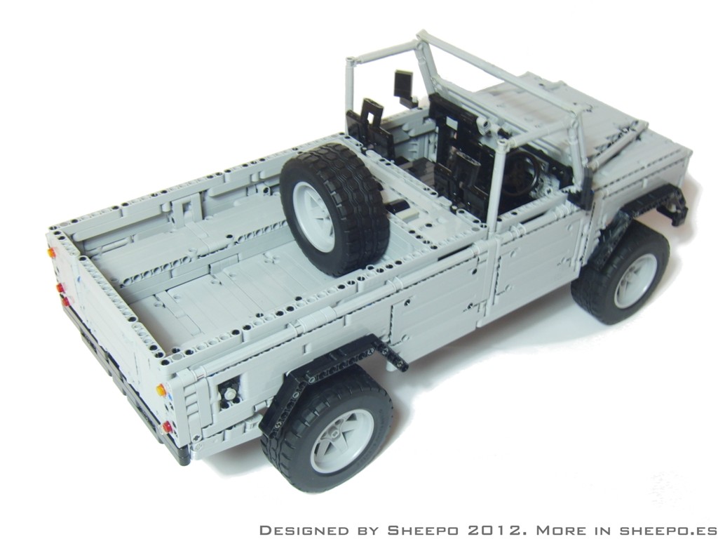 LEGO Land Rover Defender 110