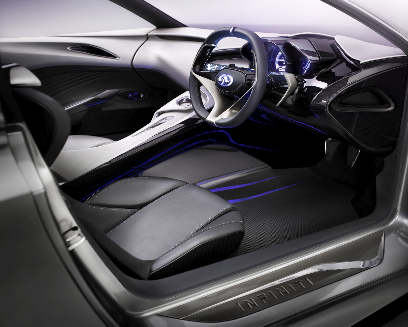 Infiniti Emerg-e concept