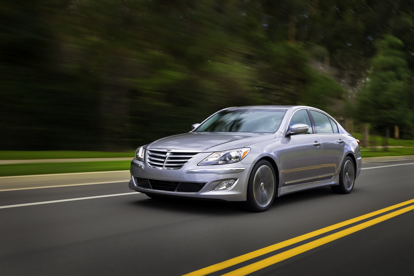2013 Hyundai Genesis