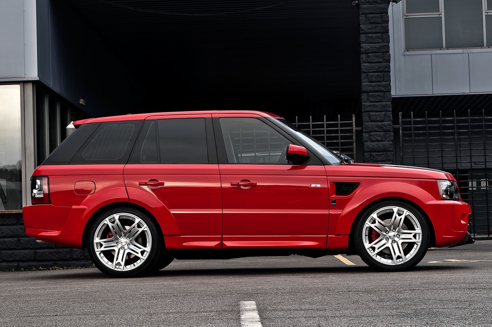 2013 Range Rover Sport by Kahn Design