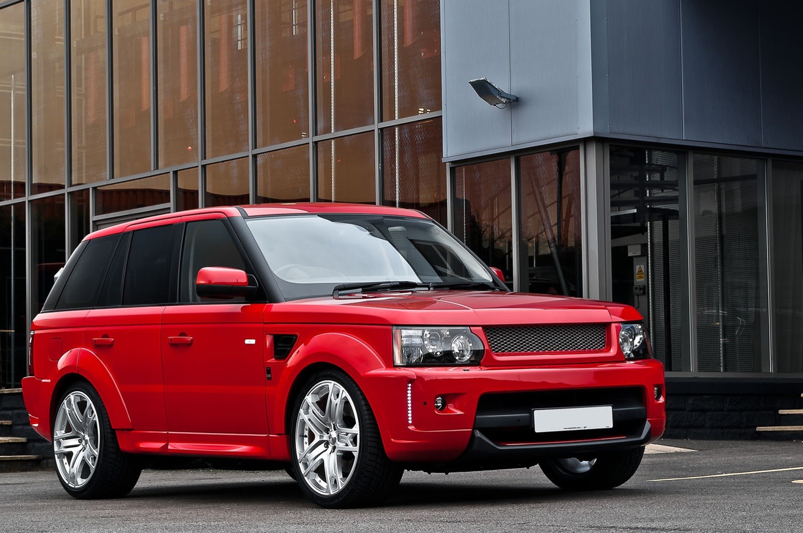 2013 Range Rover Sport by Kahn Design