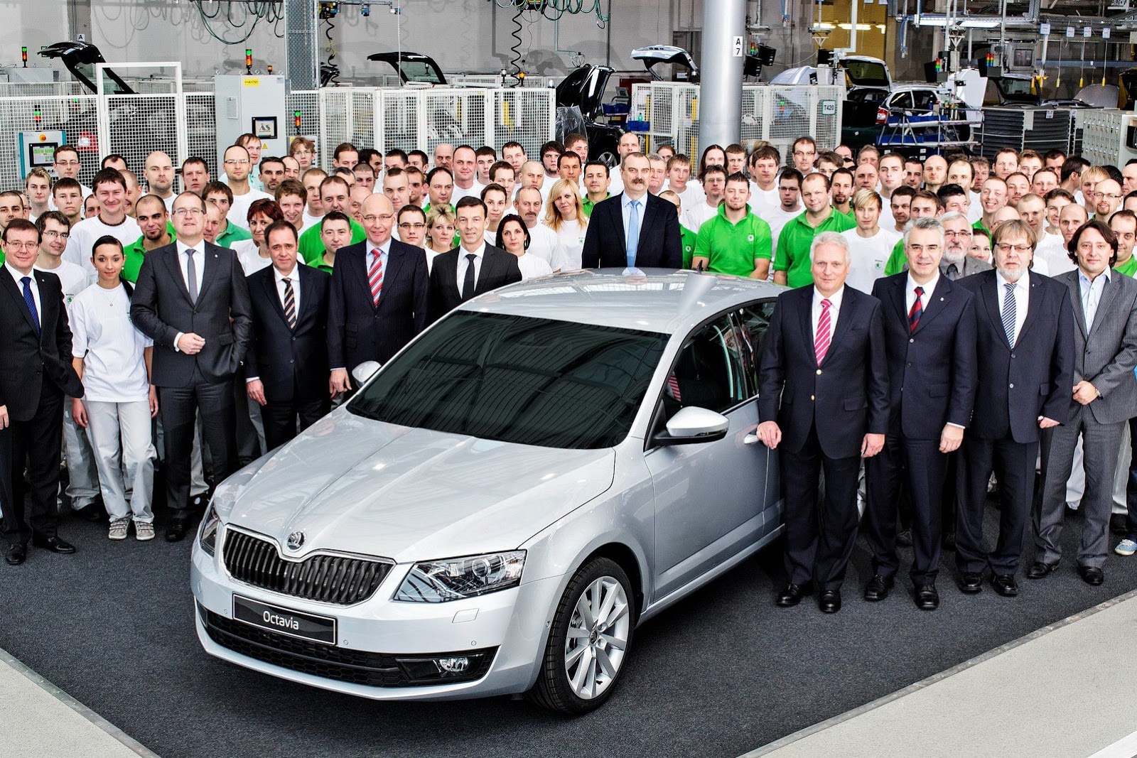 Газ шкода завод. Škoda rapid 2020 хэтчбек. Завод шкода. Фольксваген рапид. Промышленность чехии.