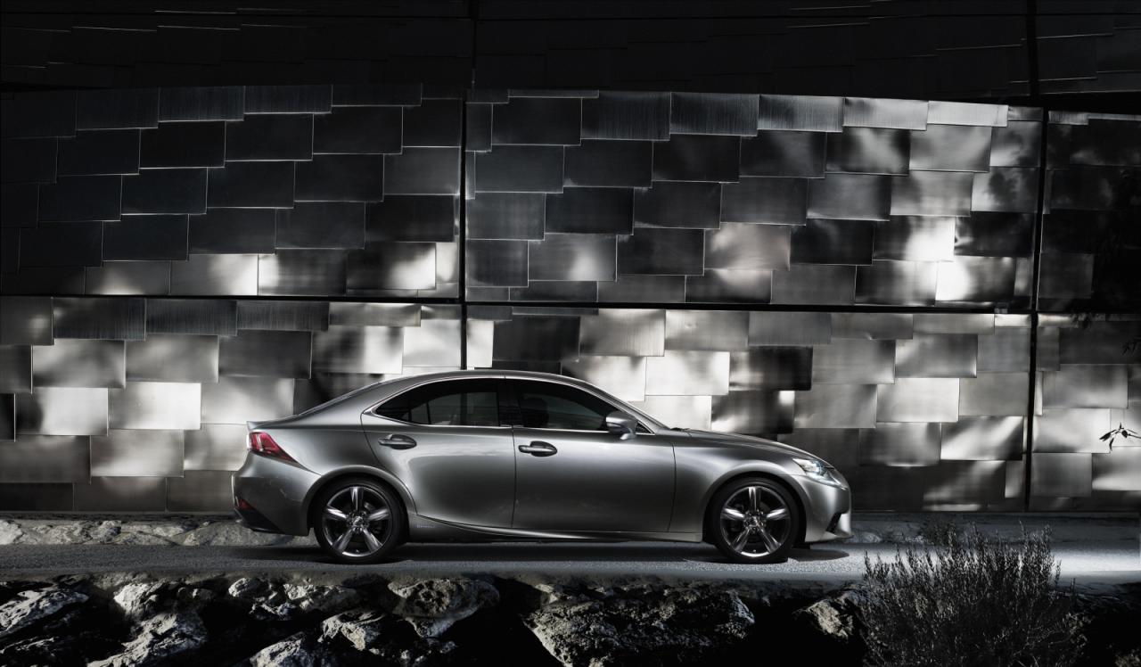 2013 Lexus IS