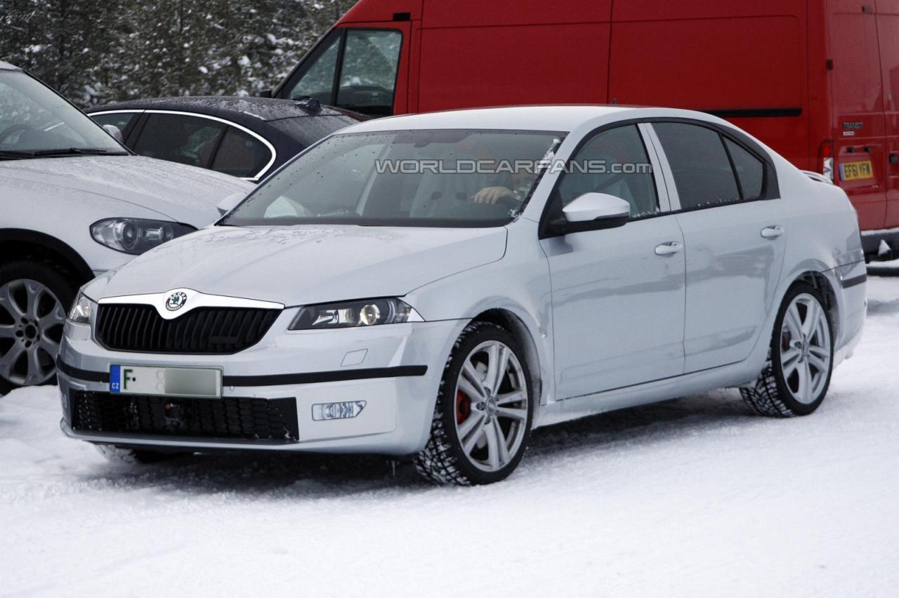 Skoda Octavia RS spied