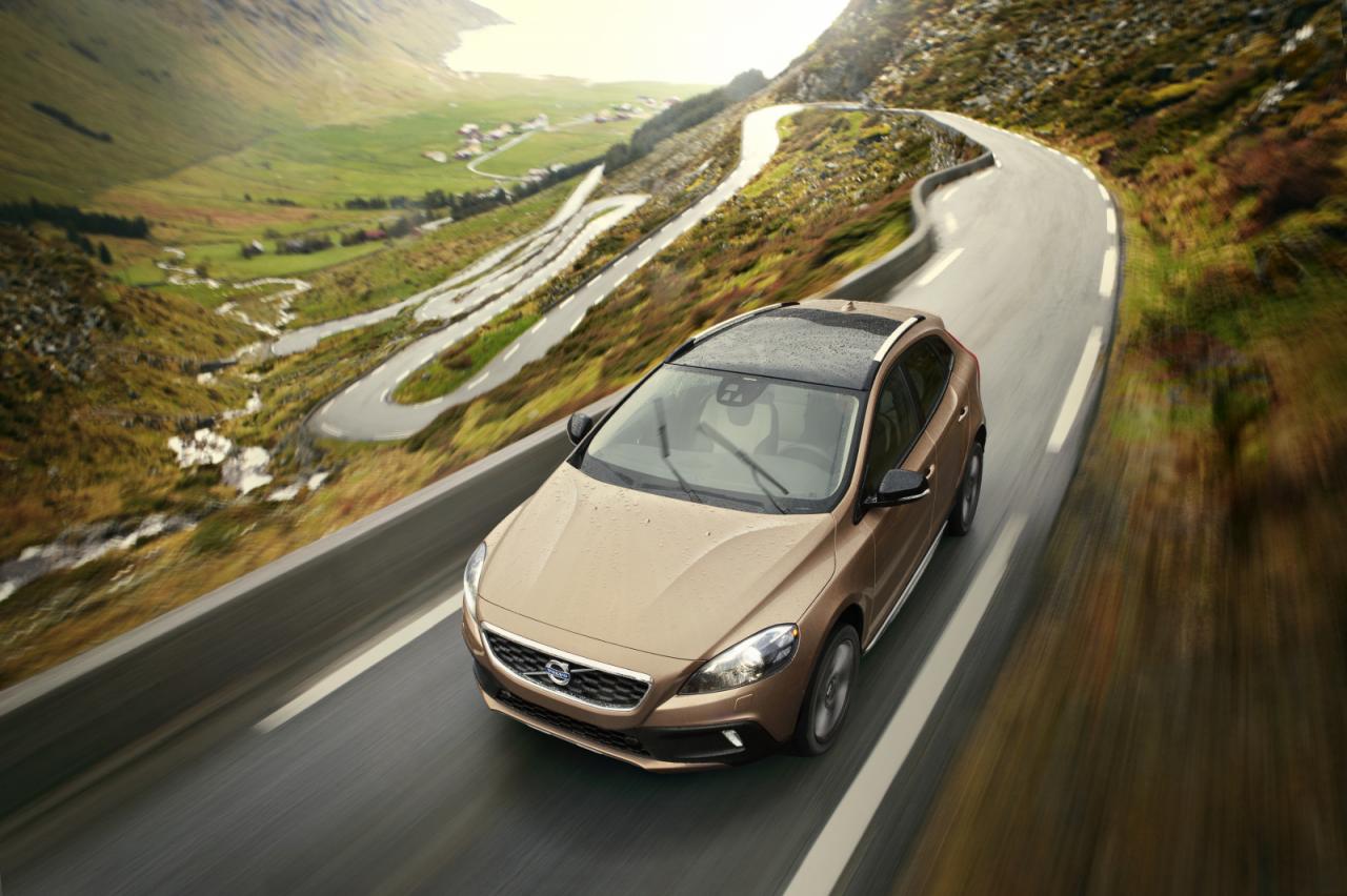 2013 Volvo V40 Cross Country