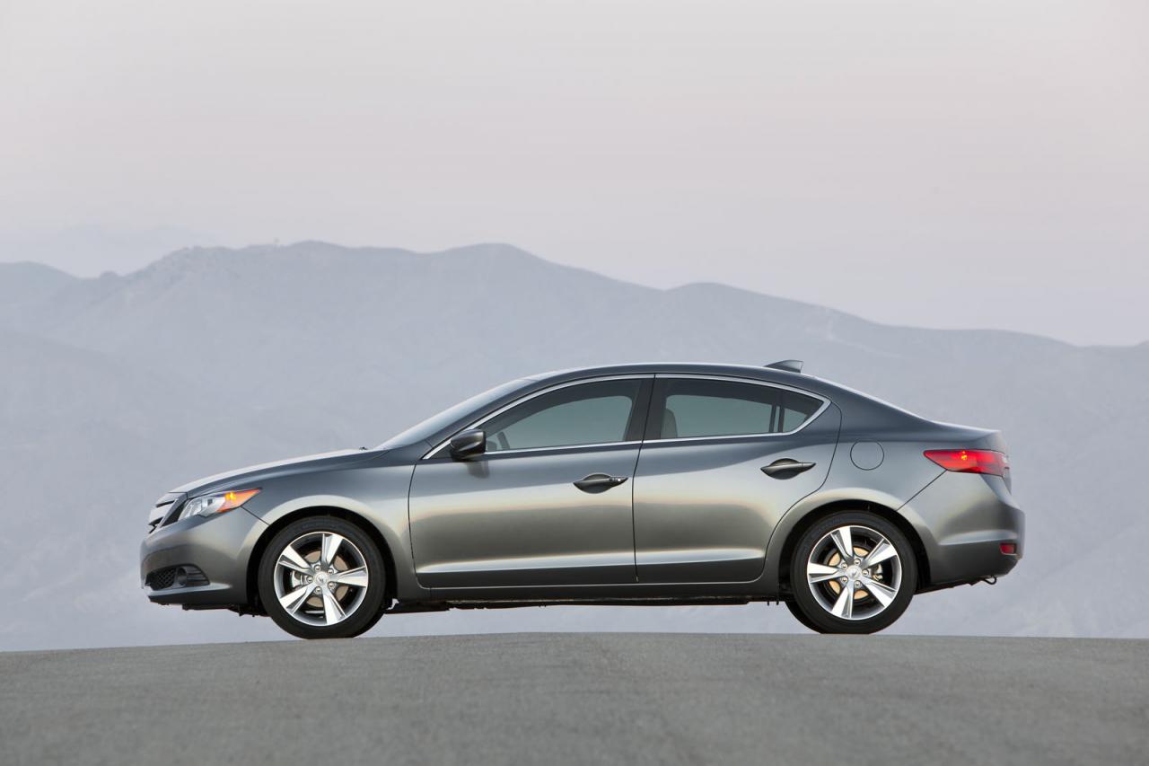 2014 Acura ILX