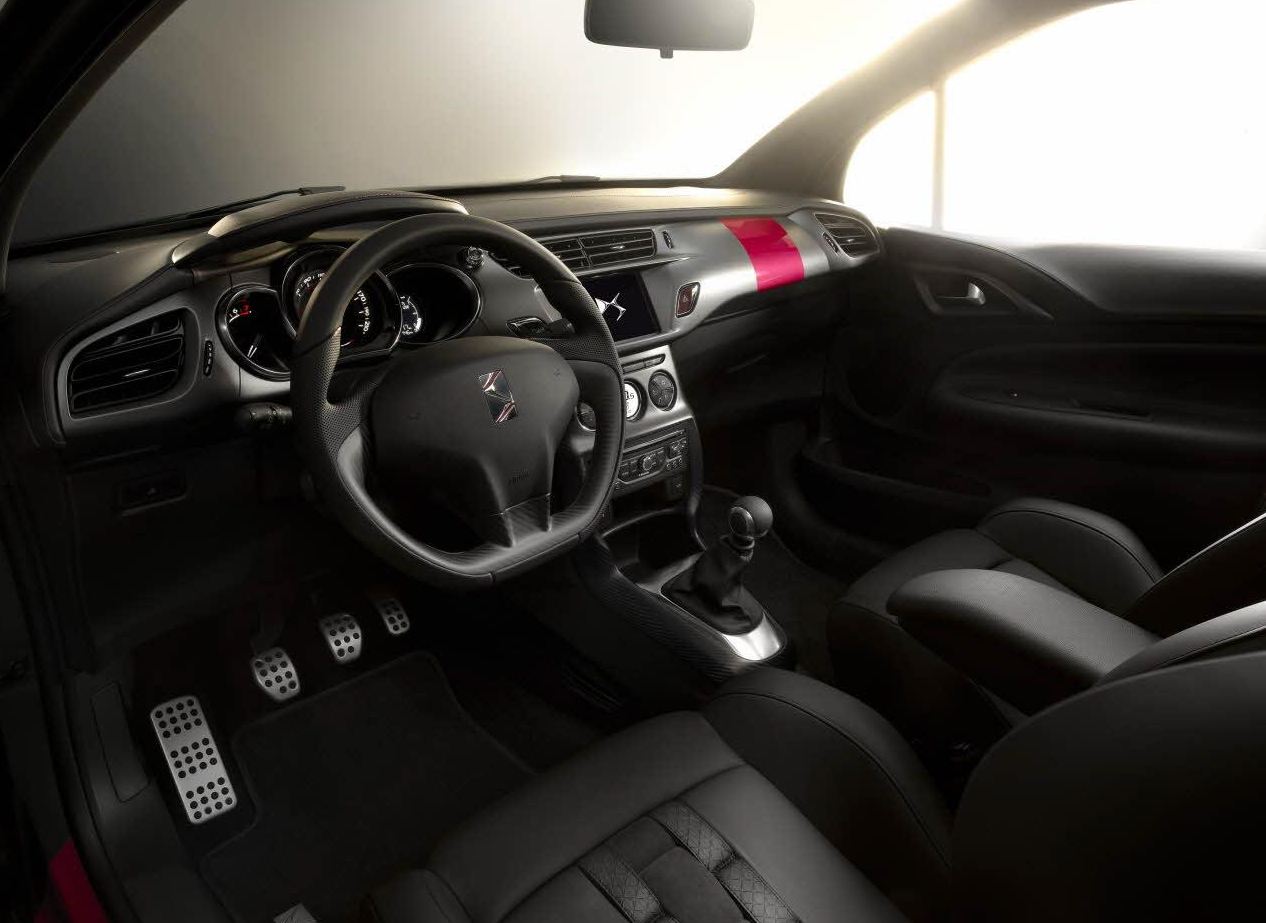 Citroen DS3 R Cabrio Interior