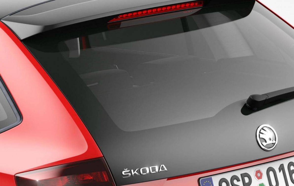 Skoda Rapid Spaceback teaser