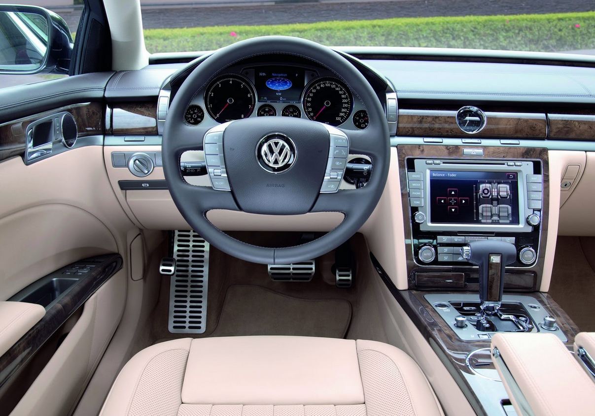 Volkswagen Phaeton Interior