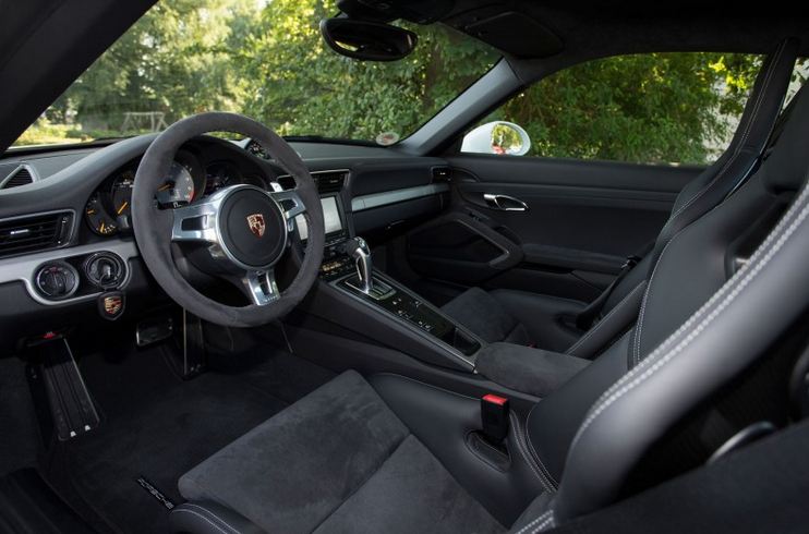 2014 Porsche 911 GT3 RS Interior
