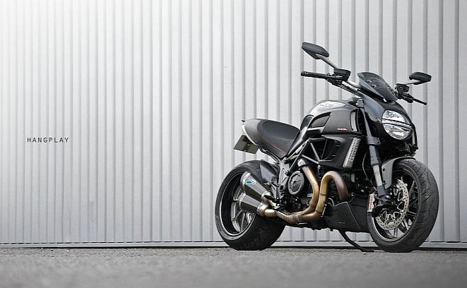 Ducati Diavel Carbon by FCR