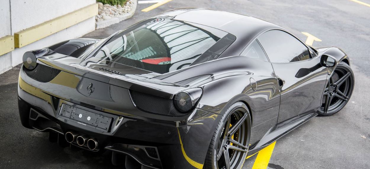 Luxury Customs` Ferrari 458 Italia