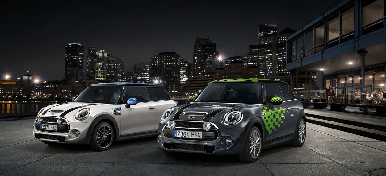 Mini Gets Accessorized With Mini Design Lines Automotorblog
