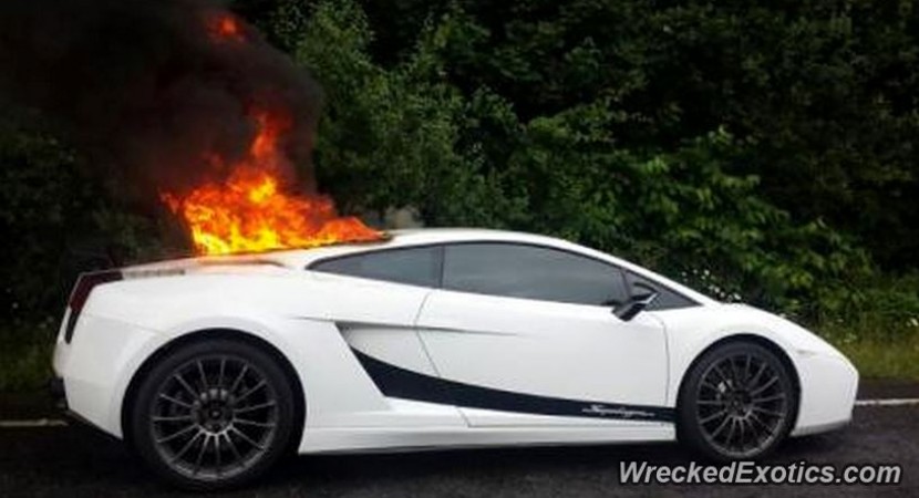 UK: Lamborghini Gallardo Superleggera Goes in Flame