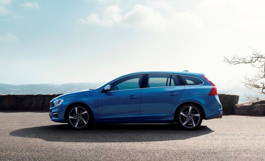 Volvo V60 Plug-In Hybrid by Polestar