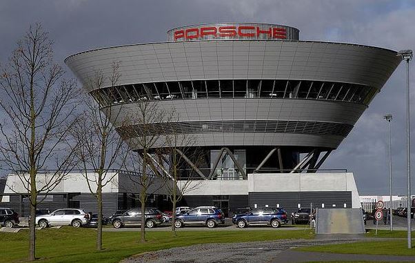 Boost Sales for Porsche in First Half of 2014