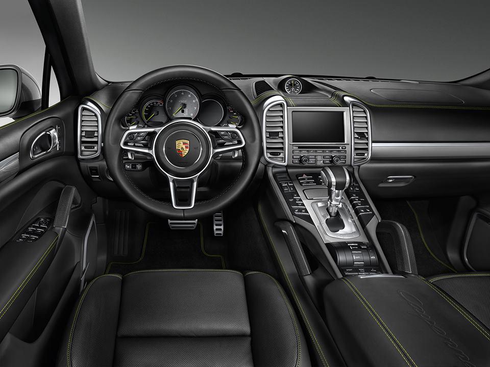 Porsche Cayenne S E-Hybrid by Porsche Exclusive