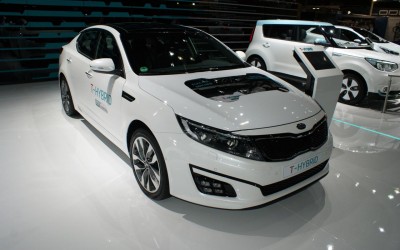 Kia Optima T-Hybrid concept