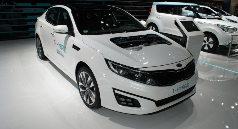 Kia Optima T-Hybrid concept