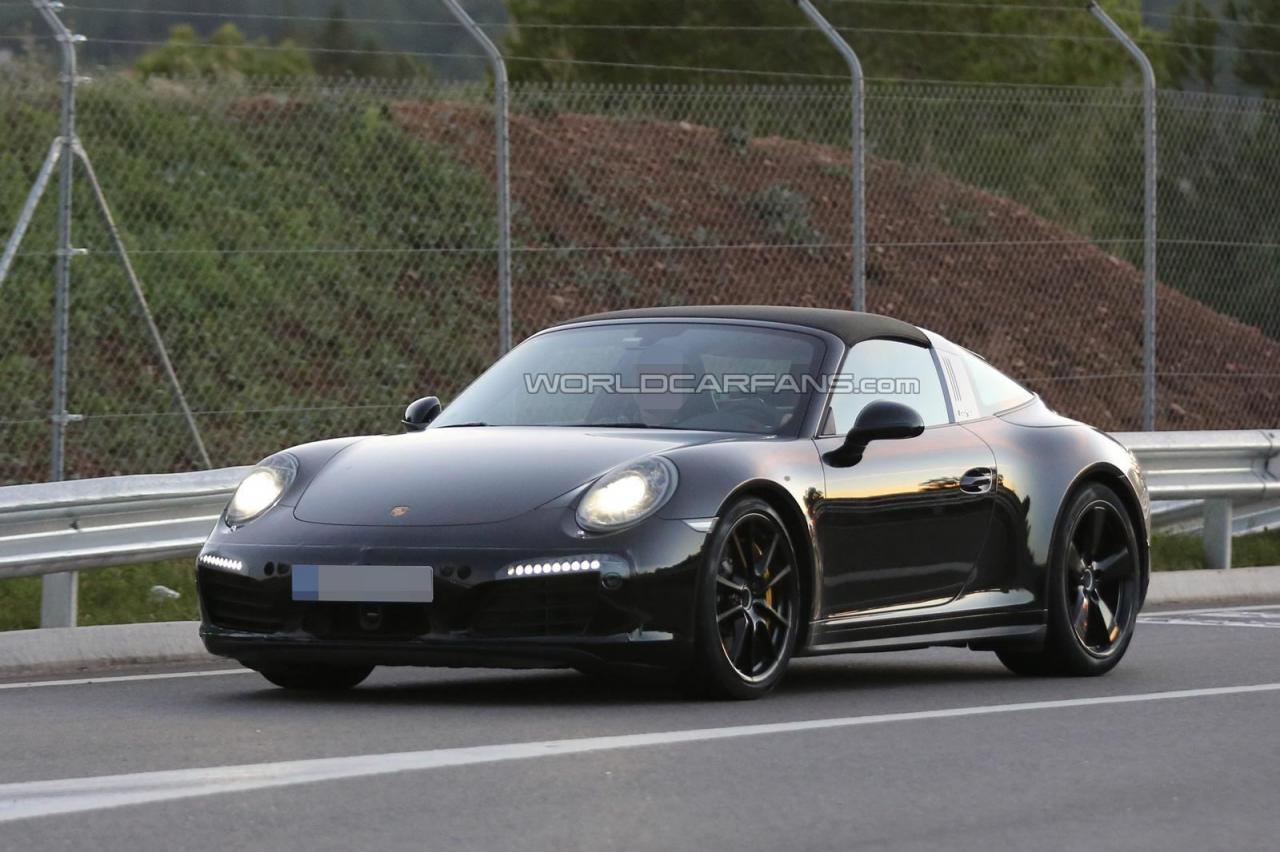 2016 Porsche 911 Targa facelift spied