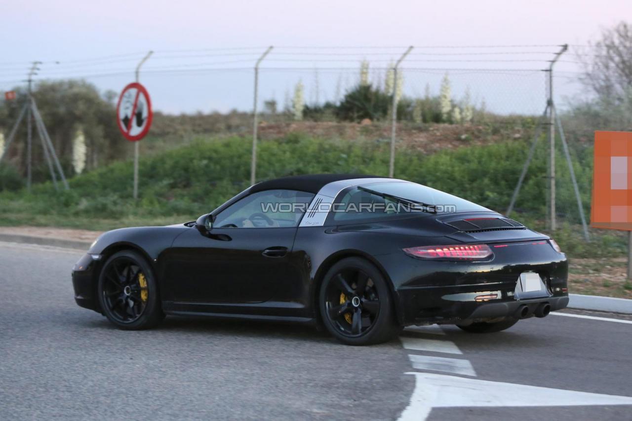 2016 Porsche 911 Targa facelift spied