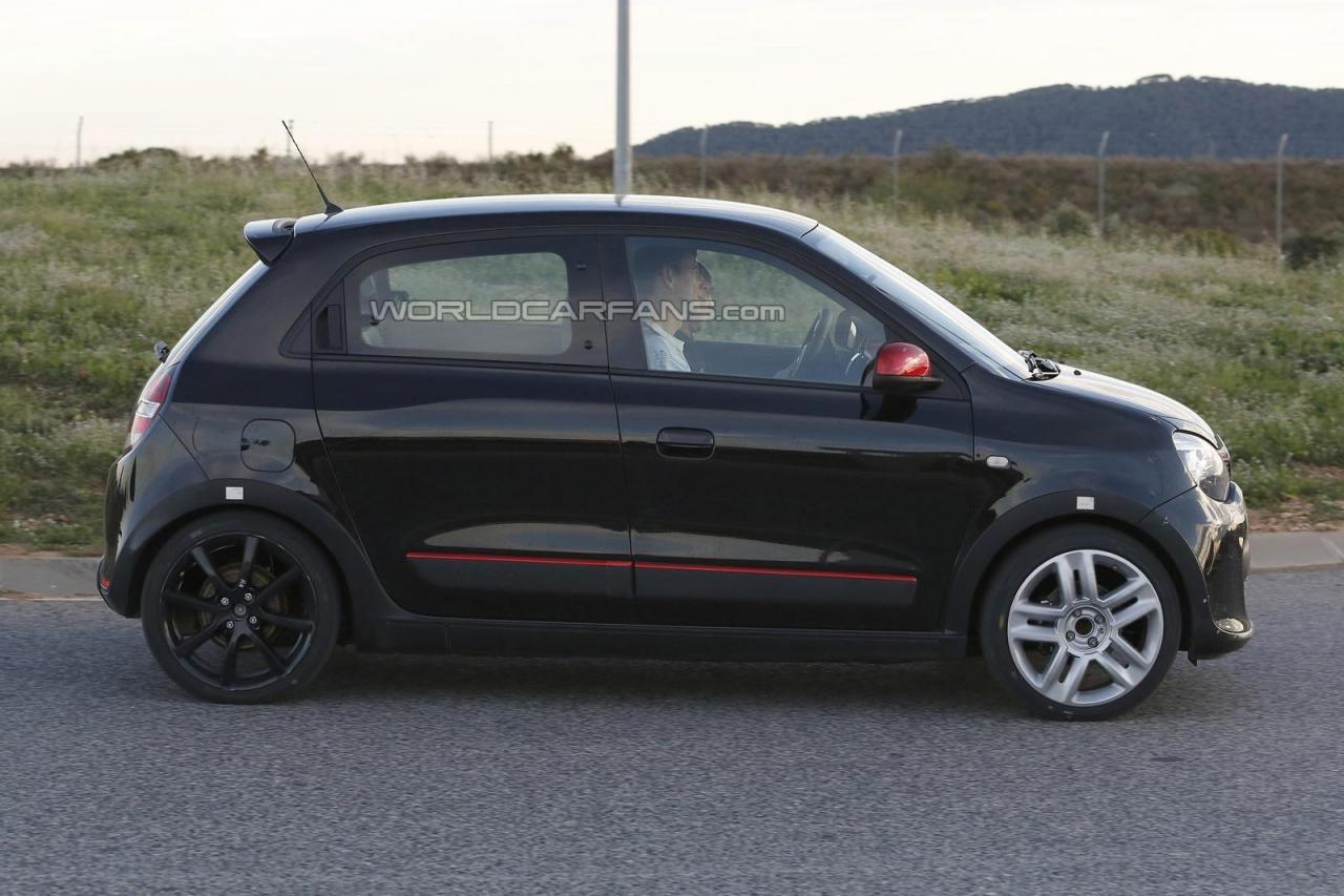 Renault Twingo GT spied