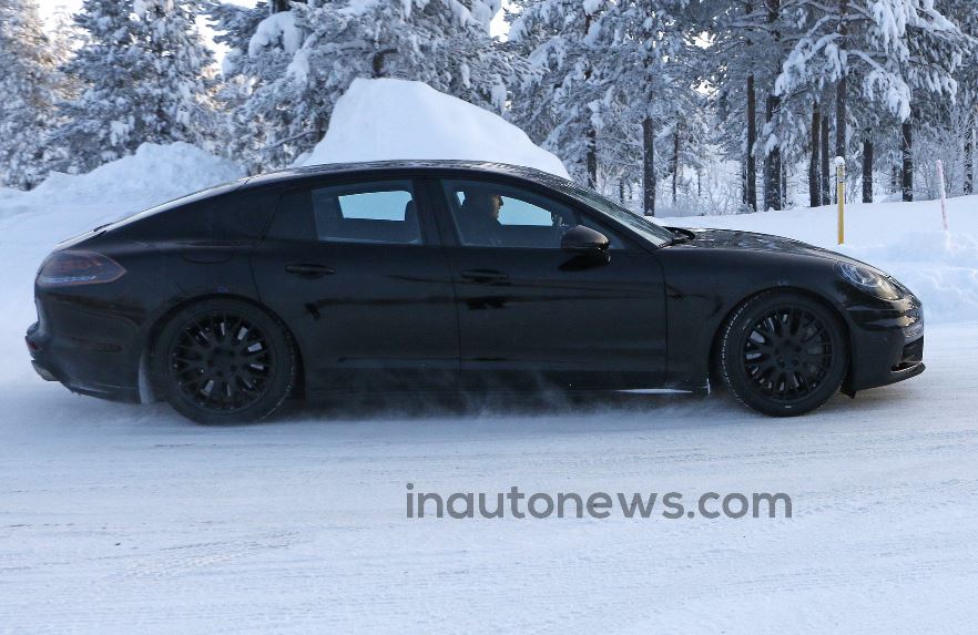2017 Porsche Panamera
