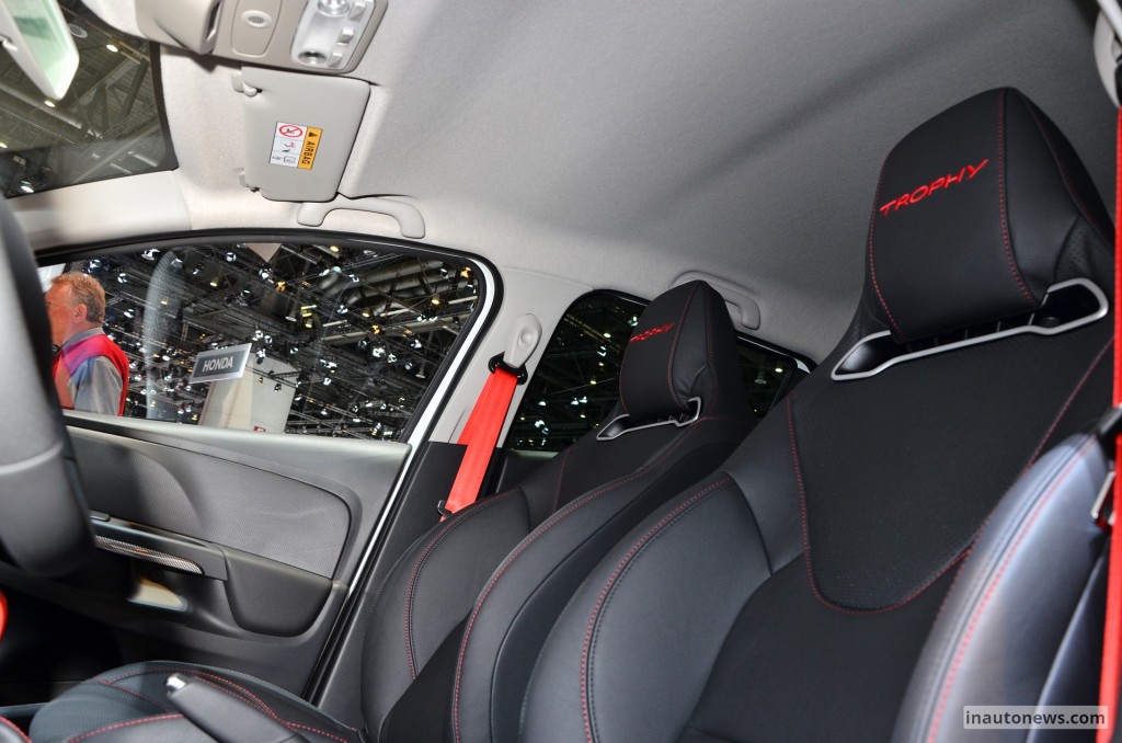 Renault Clio RS 220 Trophy