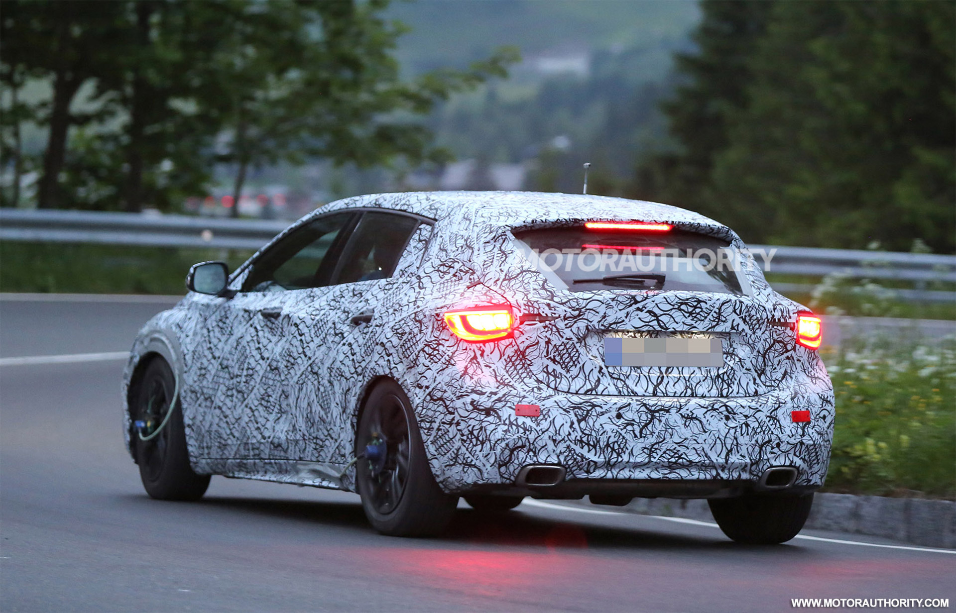 2017 Infiniti Q30 Spy Shot