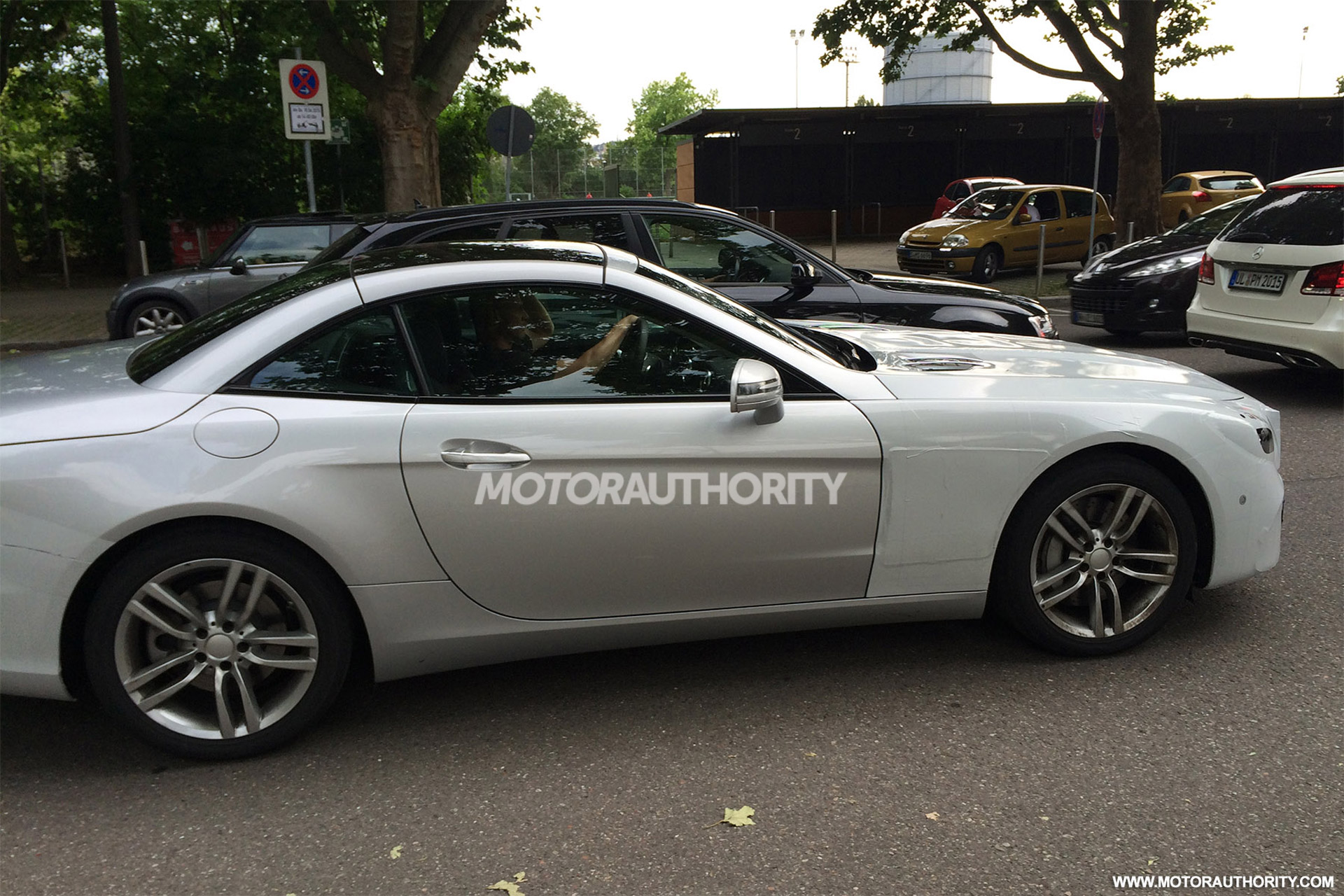 2017 Mercedes-Benz SL Spy Shot